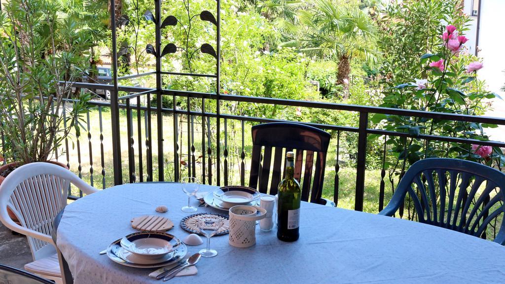 Green Garden Apartment Οπατία Δωμάτιο φωτογραφία